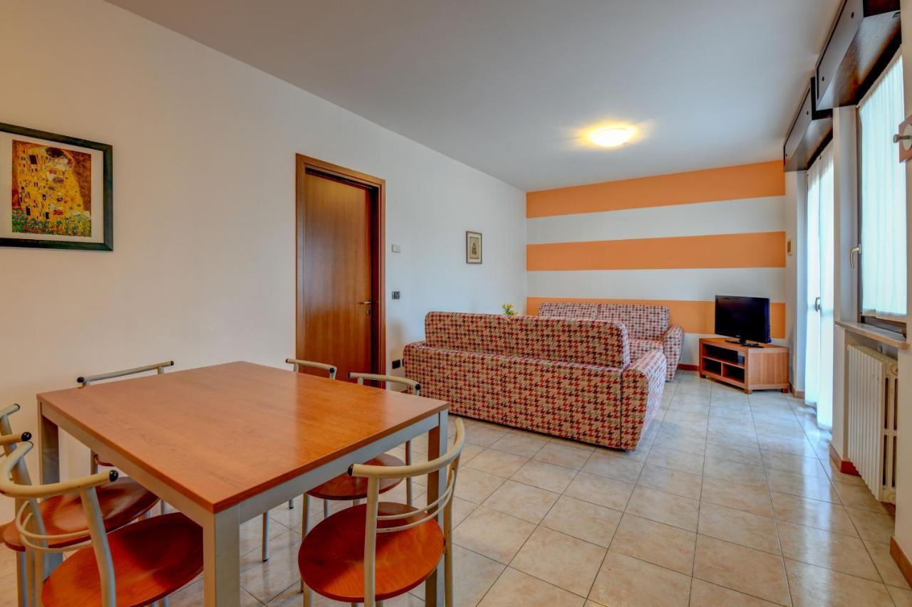 Residence Meridiana 佩斯基耶拉德加达 外观 照片