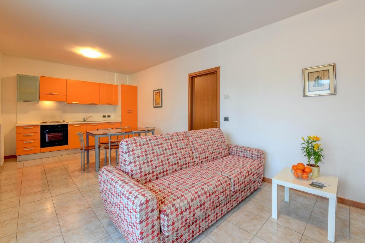 Residence Meridiana 佩斯基耶拉德加达 外观 照片